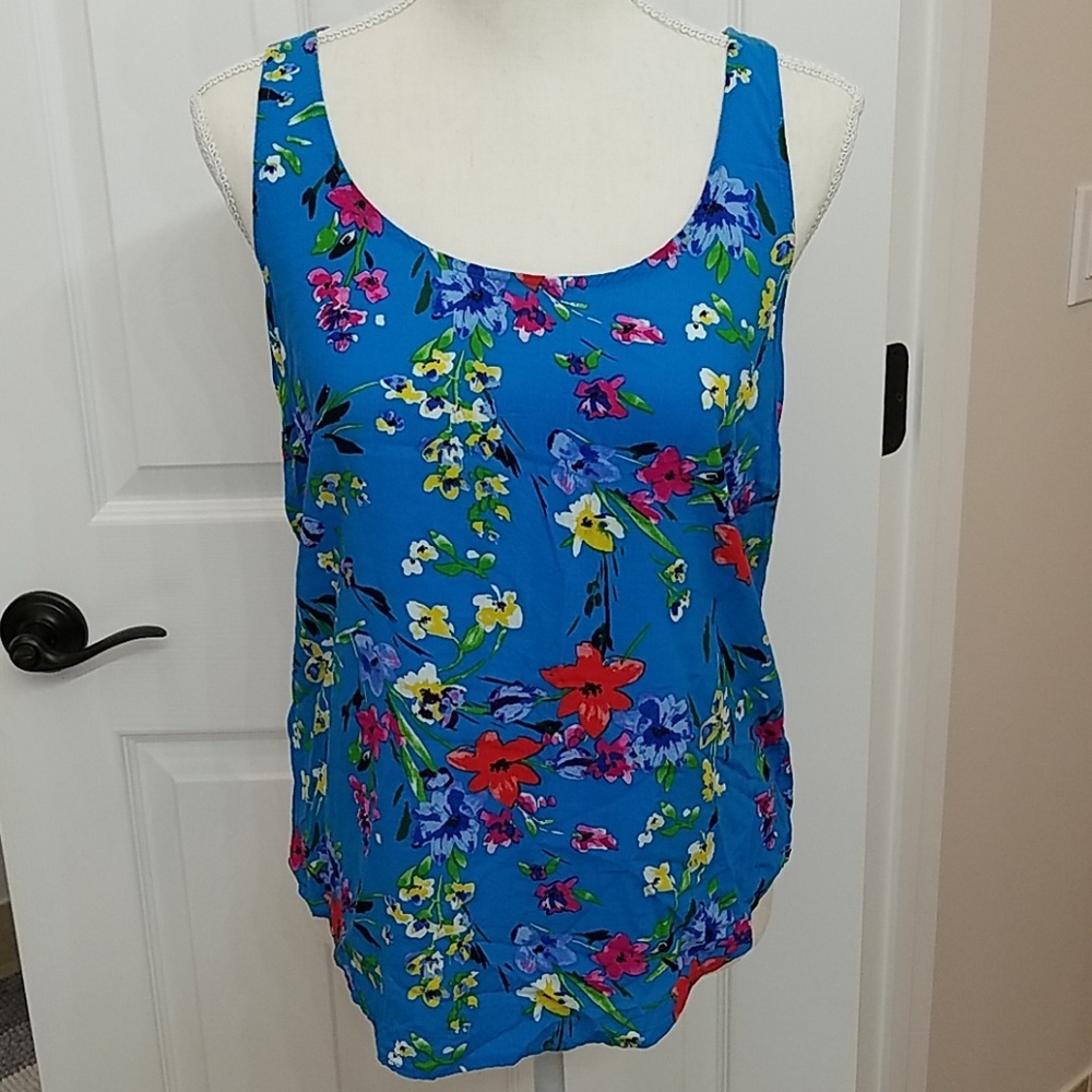 SALE Old navy top
